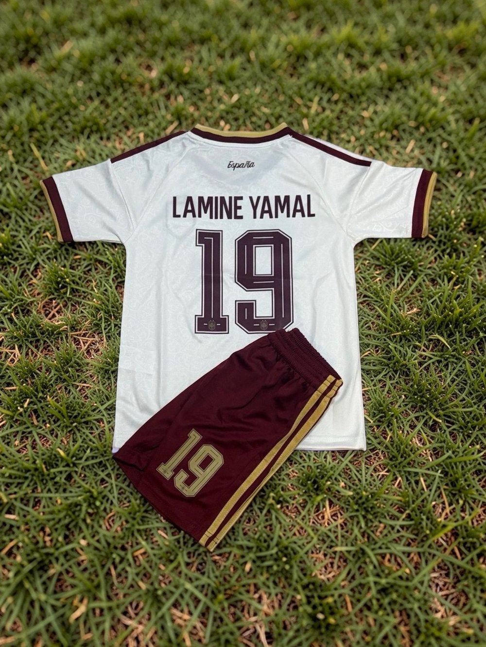 Lamine Yamal Spain 2026 World Cup Kids Jersey Shorts Kit #19 España